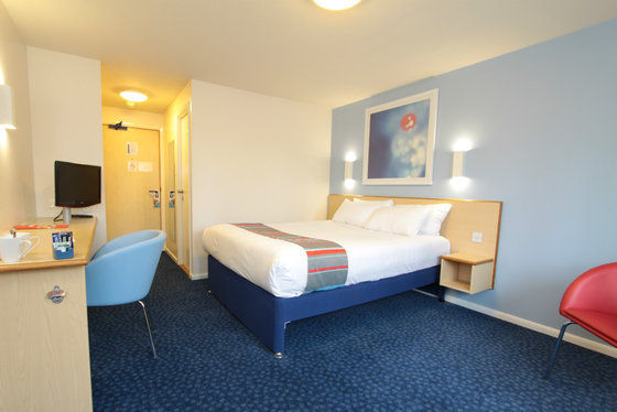 Travelodge Leeds Colton Garforth Zimmer foto