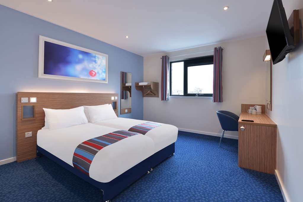 Travelodge Leeds Colton Garforth Zimmer foto